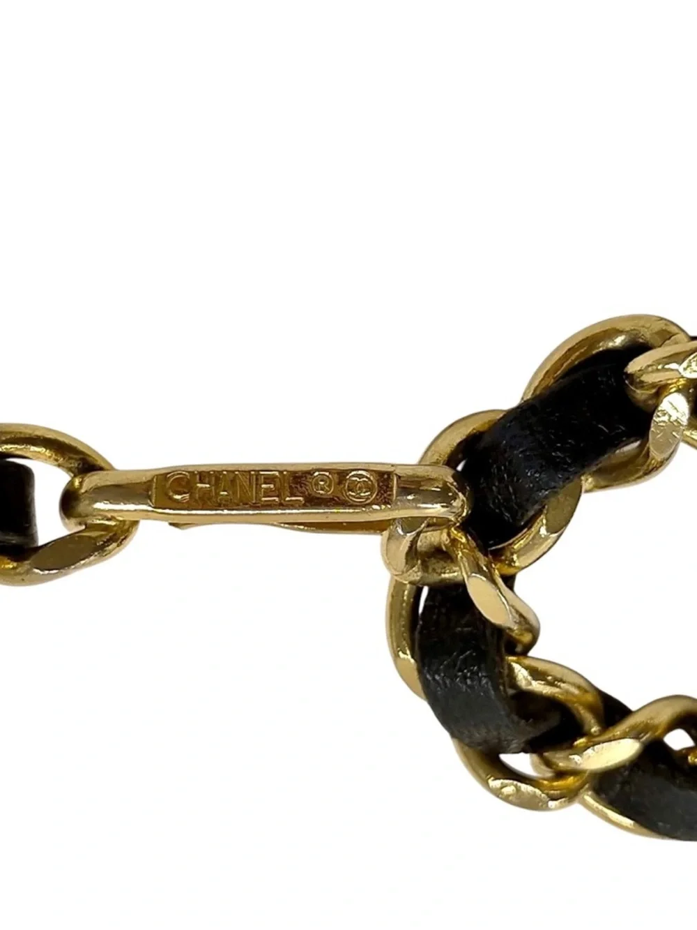 ✨🛍️ Chanel Black Leather and Gold CC Medallion Chain Belt - Picture 3 of 4